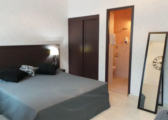 La Renaissance 2* شيربوغ أون كوتننتين