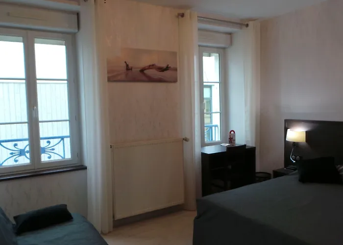 فندق La Renaissance 2*