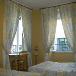 La Renaissance 2* شيربوغ أون كوتننتين