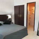 La Renaissance 2* شيربوغ أون كوتننتين