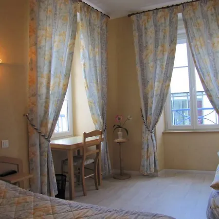 Ξενοδοχείο La Renaissance Cherbourg-en-Cotentin