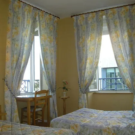 La Renaissance 2* Cherbourg-en-Cotentin