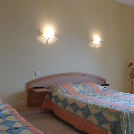 La Renaissance 2* Cherbourg-en-Cotentin