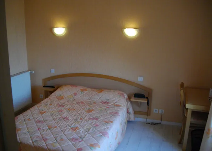 La Renaissance Hotel