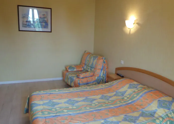 La Renaissance Hotel