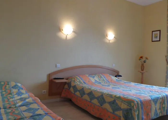 La Renaissance 2* Cherbourg-en-Cotentin